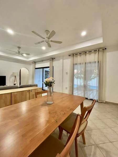 3-BR House, Chon Buri (Pattaya), Poong, Bang Lamung (Pattaya), Chon Buri (Pattaya), 3 Bedrooms, 204 sqm, Single Detached House For Sale, by Thitiporn Pawikham, 500253300 - DDproperty.com