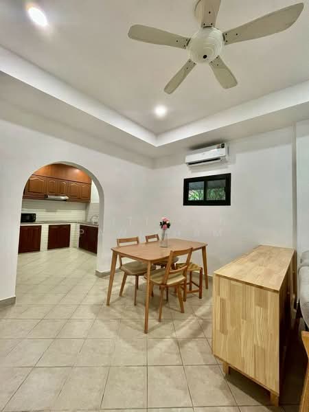 3-BR House, Chon Buri (Pattaya), Poong, Bang Lamung (Pattaya), Chon Buri (Pattaya), 3 Bedrooms, 204 sqm, Single Detached House For Sale, by Thitiporn Pawikham, 500253300 - DDproperty.com