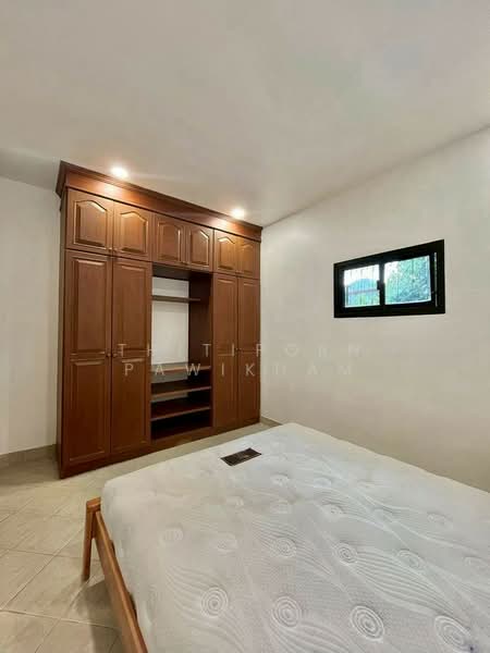 3-BR House, Chon Buri (Pattaya), Poong, Bang Lamung (Pattaya), Chon Buri (Pattaya), 3 Bedrooms, 204 sqm, Single Detached House For Sale, by Thitiporn Pawikham, 500253300 - DDproperty.com