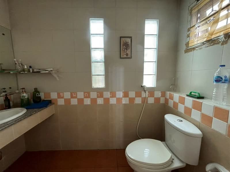 ชาร์ล็อตส์วิลล์ (Charlotte's Ville) ซอยหทัยราษฏร์74 แยก27, Pathum Thani, ถนนวงแหวนกาญจนาภิเษก, Bung Kham Proi, Lam Luk Ka, Pathum Thani, 3 Bedrooms, 400 sqm, Single Detached House For Sale, by คุณ ชนกานต์ สำราญดี (กาน), 500253327 - DDproperty.com