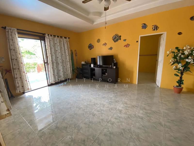 3-BR House, Chon Buri (Pattaya), Nong Pru, Bang Lamung (Pattaya), Chon Buri (Pattaya), 3 Bedrooms, 264 sqm, Single Detached House For Sale, by Thitiporn Pawikham, 500253338 - DDproperty.com