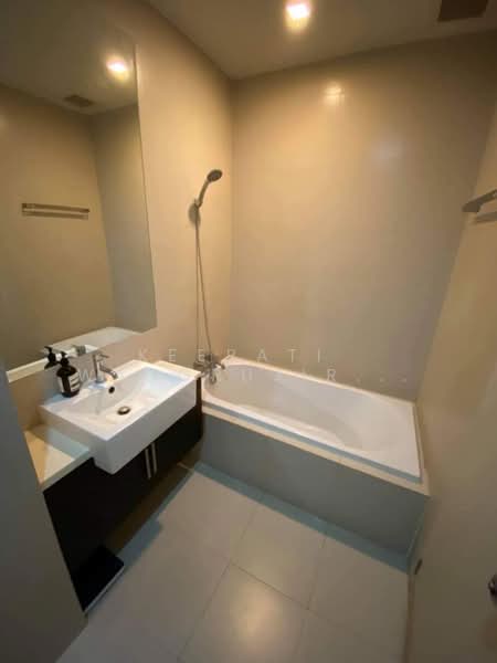 Noble Solo, Bangkok, 988 Thong Lo, Khlong Tan Nua, Watthana, Bangkok, 1 Bedroom, 46 sqm, Condo For Rent, by Keerati  Wangrujirakul, 500253351 - DDproperty.com