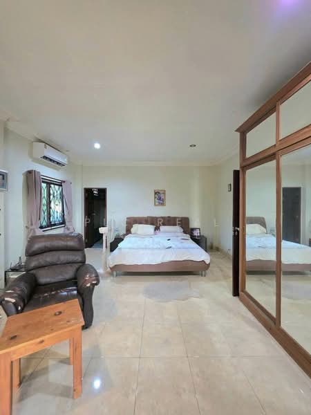 3 Bedroom Pool Villa for Sale in Bang Saray, Chon Buri (Pattaya), Bang Sa-re, Sattahip, Chon Buri (Pattaya), 3 Bedrooms, 136 sqm, Single Detached House For Sale, by PLC real estate, 500253365 - DDproperty.com