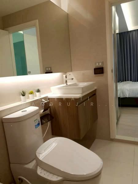 Vtara Sukhumvit 36, Bangkok, 118 Soi Saen Sabai, Phra Kanong, Khlong Toei, Bangkok, 1 Bedroom, 29 sqm, Condo For Rent, by Keerati  Wangrujirakul, 500253368 - DDproperty.com