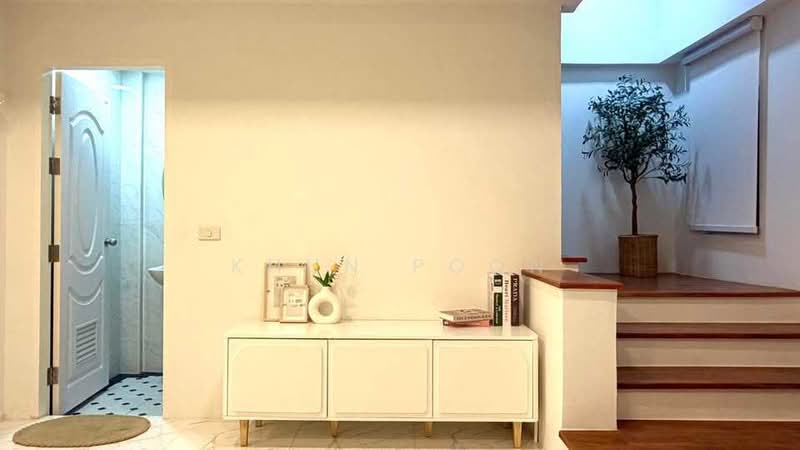 For Rent - For Rent: 3-Storey Townhome in On Nut – Srinakarin Area, Near Si Srinagarindra 38 MRT Station (SPSSR, Bangkok