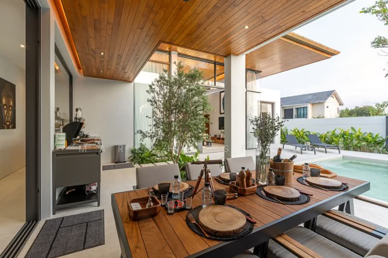 Mouana Serenity Cherngtalay, Phuket, Thep Krasattri, Thalang, Phuket, 4 Bedrooms, 465 sqm, Villa For Sale, by Mark Horsfall, 500253380 - DDproperty.com