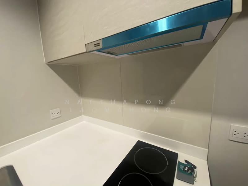 Life Sathorn Sierra, Bangkok, Ratchaphruek Rd, Talat Plu, Thon Buri, Bangkok, 1 Bedroom, 29 sqm, Condo For Rent, by Natthapong Laomahong, 500253396 - DDproperty.com