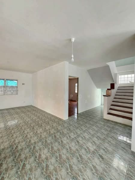 4-BR House, Chon Buri (Pattaya), Saen Suk, Muang Chon Buri, Chon Buri (Pattaya), 4 Bedrooms, 325 sqm, Single Detached House For Sale, by Thitiporn Pawikham, 500253431 - DDproperty.com