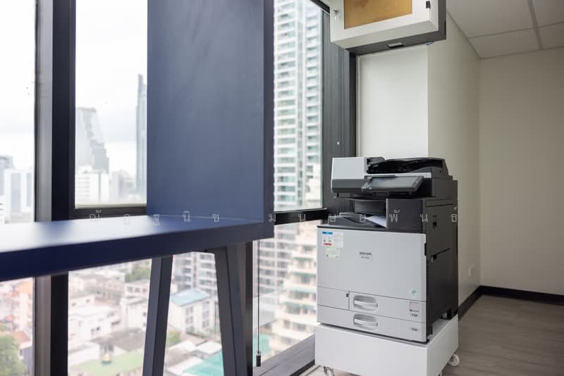 Launchpad Offices ออฟฟิศให้เช่า สีลม-สาทร พร้อมจดบริษัท ใกล้ BTS, กรุงเทพ, 139 Pan Rd., สีลม, บางรัก, กรุงเทพ, 25 ตร.ม., สำนักงาน ให้เช่า, โดย Nattanit Manutphan, 500253434 - DDproperty.com