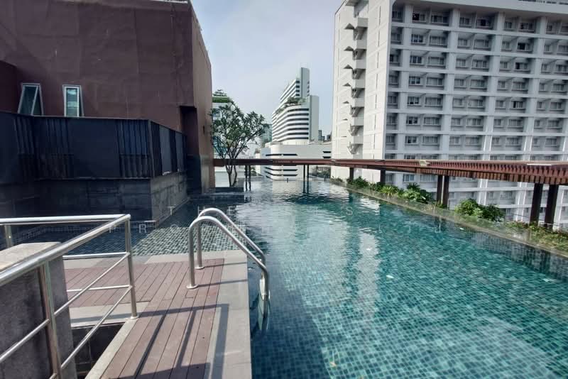 Focus Ploenchit, Bangkok, Soi Sukhumvit 2, Khlong Toei, Khlong Toei, Bangkok, 1 Bedroom, 33 sqm, Condo For Sale, by The Best Property เวีย, 500253437 - DDproperty.com