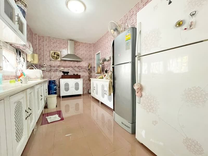 ปิยวัฒน์ อ่างศิลา, ชลบุรี, เสม็ด, เมืองชลบุรี, ชลบุรี, 100 ตร.ม., บ้านเดี่ยว ขาย, โดย The Best Property ปุ๊, 500253449 - DDproperty.com