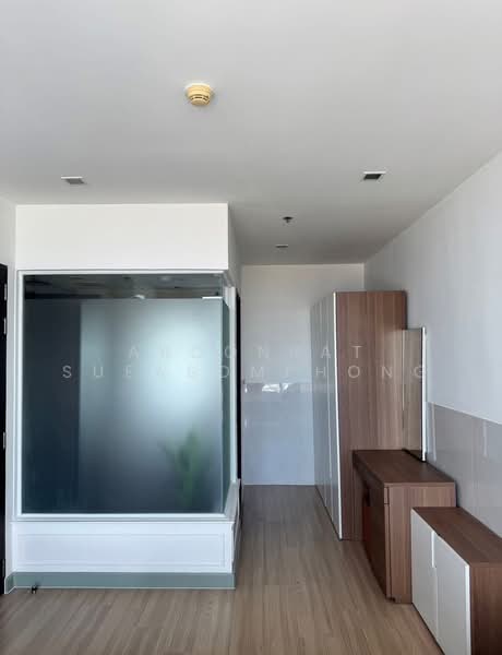 Sky Walk Residences, Bangkok, 1599 Sukhumvit Road, Phra Kanong Nua, Watthana, Bangkok, 1 Bedroom, 52 sqm, Condo For Rent, by Aroonrat Sueasomphong, 500253478 - DDproperty.com