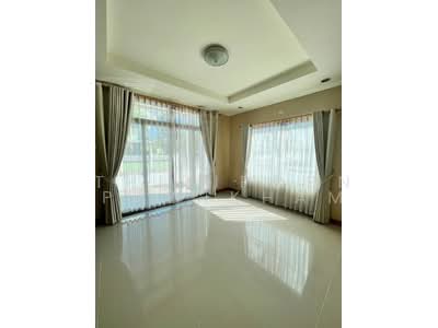 ขาย - undefined, ชลบุรี