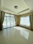 undefined, ชลบุรี