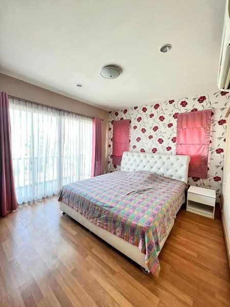 undefined, Chon Buri (Pattaya), Nong - Kham, Si Racha, Chon Buri (Pattaya), 3 Bedrooms, 230 sqm, Single Detached House For Sale, by Thitiporn Pawikham, 500253483 - DDproperty.com