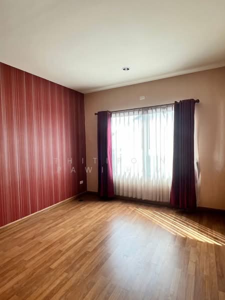 undefined, Chon Buri (Pattaya), Nong - Kham, Si Racha, Chon Buri (Pattaya), 3 Bedrooms, 230 sqm, Single Detached House For Sale, by Thitiporn Pawikham, 500253483 - DDproperty.com