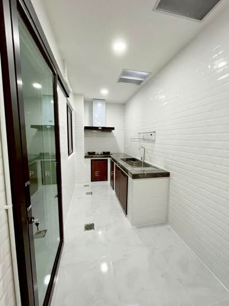 Pleno Bangna-Wongwaen, Samut Prakan, Road along Kanchanaphisek Ring Road, east side, Bangphli Yai, Bang Plee, Samut Prakan, 3 Bedrooms, 106 sqm, Townhouse For Sale, by The Best Property กุ้ง, 500253485 - DDproperty.com