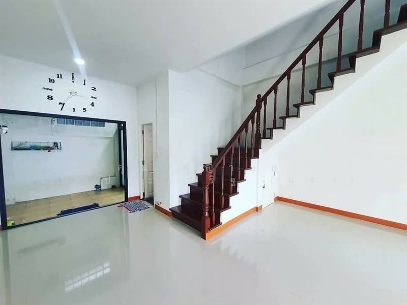 ทาวน์เฮ้าส์ 2 ชั้น 33.1 ตร.ว. หมู่บ้านสวัสดี ซอยหทัยราษฎร์2 ถนนสายไหม, Pathum Thani, ถนนสายไหม, Lat Sawai, Lam Luk Ka, Pathum Thani, 3 Bedrooms, 150 sqm, Townhouse For Sale, by คุณ ศญามล แก้วประเสริฐ (แจง), 500253486 - DDproperty.com