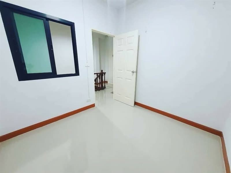 ทาวน์เฮ้าส์ 2 ชั้น 33.1 ตร.ว. หมู่บ้านสวัสดี ซอยหทัยราษฎร์2 ถนนสายไหม, Pathum Thani, ถนนสายไหม, Lat Sawai, Lam Luk Ka, Pathum Thani, 3 Bedrooms, 150 sqm, Townhouse For Sale, by คุณ ศญามล แก้วประเสริฐ (แจง), 500253486 - DDproperty.com