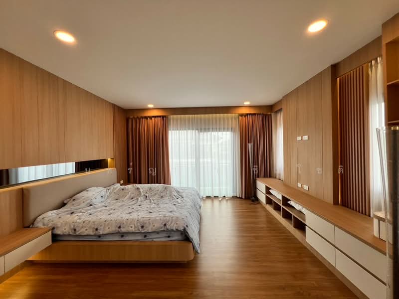 CENTRO Thawiwatthana, Bangkok, Soi Thawiwatthana 1, Thawiwatthana Road, Nong Kang Plu, Nong Khaem, Bangkok, 5 Bedrooms, 380 sqm, Single Detached House For Rent, by ปรินทร์ญาดา ชิณโชติ, 500253529 - DDproperty.com