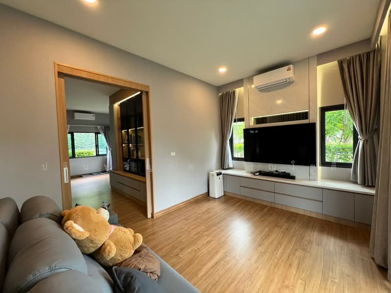 CENTRO Thawiwatthana, Bangkok, Soi Thawiwatthana 1, Thawiwatthana Road, Nong Kang Plu, Nong Khaem, Bangkok, 5 Bedrooms, 380 sqm, Single Detached House For Rent, by ปรินทร์ญาดา ชิณโชติ, 500253529 - DDproperty.com