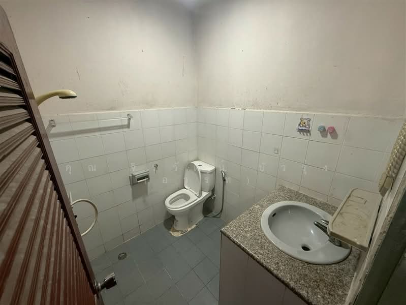 ทาวน์เฮ้าส์ 2 ชั้น 18 ตร.ว. หมู่บ้านนันทิศา (คู้บอน 30), Bangkok, ถนนคู้บอน, Bang Chun, Khlong Sam Wa, Bangkok, 2 Bedrooms, 80 sqm, Townhouse For Sale, by คุณ จิรวัฒน์ บัวรุ่ง (อาร์ท), 500253572 - DDproperty.com