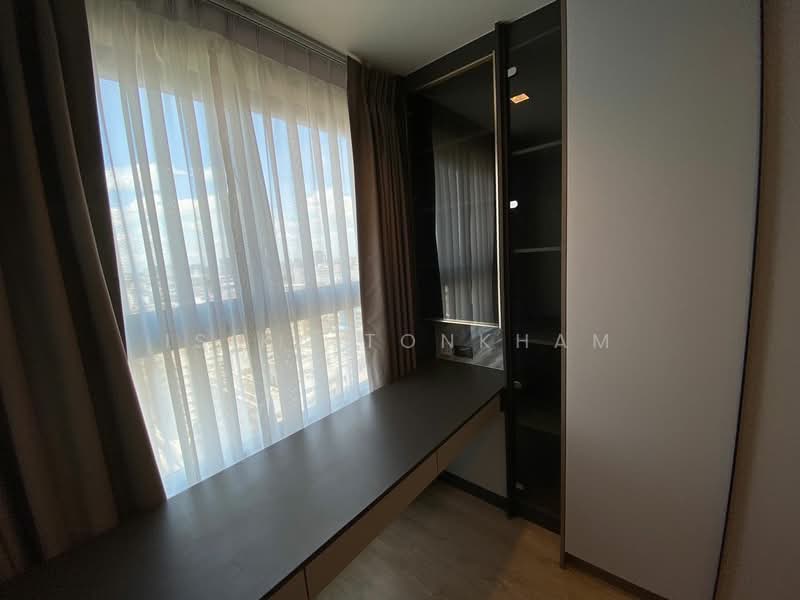 IDEO Sathorn-Wongwian Yai, Bangkok, 219 Soi Krung Thonburi 1, Khlong Ton Sai, Khlong San, Bangkok, 1 Bedroom, 35 sqm, Condo For Rent, by Isika Tonkham, 500253575 - DDproperty.com