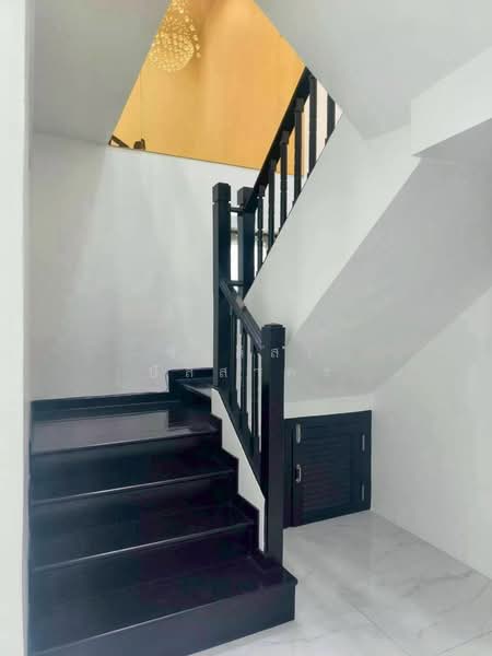 Baan Fah Rim Haad, Chon Buri (Pattaya), Pattaya City, Bang Lamung, Bang Lamung (Pattaya), Chon Buri (Pattaya), 5 Bedrooms, 260 sqm, Single Detached House For Rent, by ชาลิสา ปัสสาคร, 500253583 - DDproperty.com