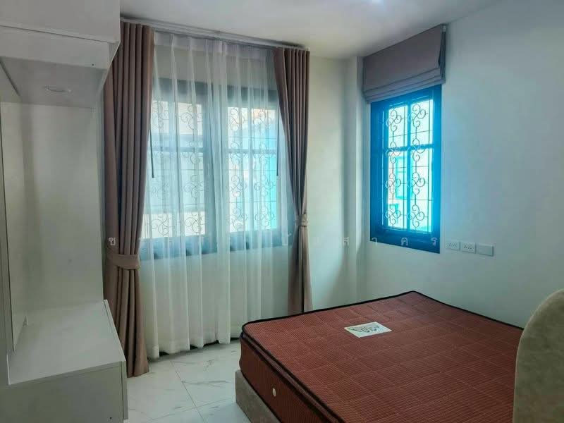 Baan Fah Rim Haad, Chon Buri (Pattaya), Pattaya City, Bang Lamung, Bang Lamung (Pattaya), Chon Buri (Pattaya), 5 Bedrooms, 260 sqm, Single Detached House For Rent, by ชาลิสา ปัสสาคร, 500253583 - DDproperty.com