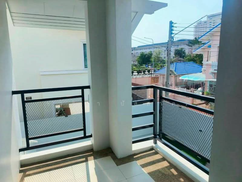 Baan Fah Rim Haad, Chon Buri (Pattaya), Pattaya City, Bang Lamung, Bang Lamung (Pattaya), Chon Buri (Pattaya), 5 Bedrooms, 260 sqm, Single Detached House For Rent, by ชาลิสา ปัสสาคร, 500253583 - DDproperty.com