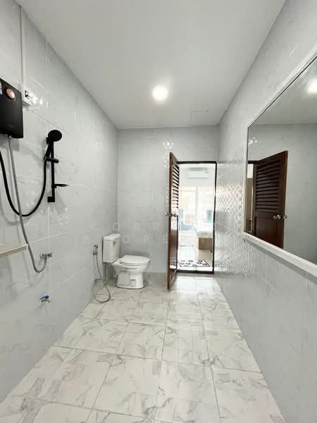 Klongchan villa, Bangkok, Anusaowari, Bang Khen, Bangkok, 3 Bedrooms, 190 sqm, Townhouse For Rent, by Correct Property, 500253586 - DDproperty.com