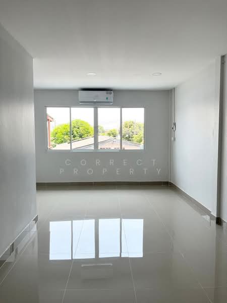 Klongchan villa, Bangkok, Anusaowari, Bang Khen, Bangkok, 3 Bedrooms, 190 sqm, Townhouse For Rent, by Correct Property, 500253586 - DDproperty.com