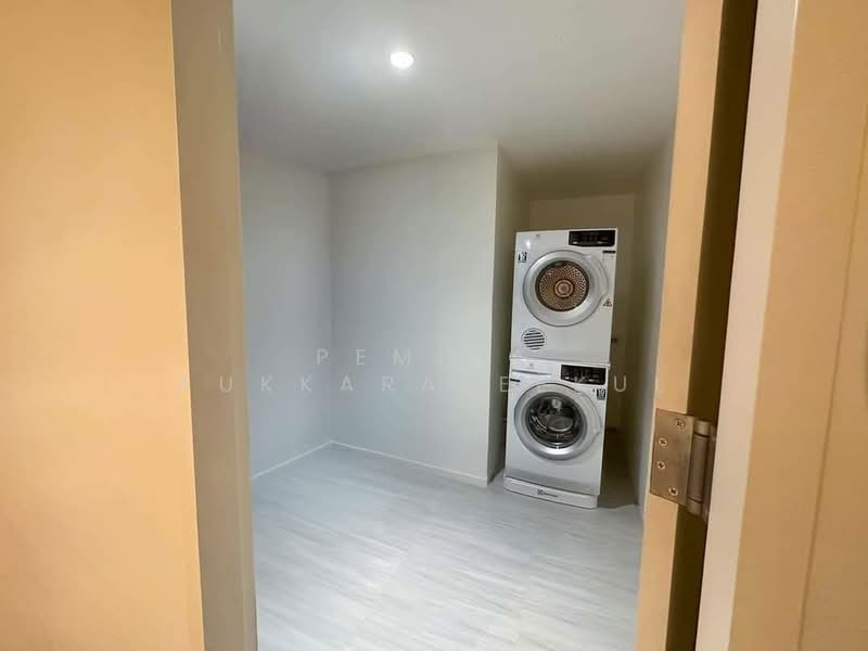 D.S. Tower 2 Sukhumvit 39, Bangkok, Soi Sukhumvit 39, Khlong Tan Nua, Watthana, Bangkok, 2 Bedrooms, 139 sqm, Condo For Sale, by Pemika Aukkaraleekul, 500253630 - DDproperty.com