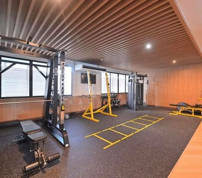 D.S. Tower 2 Sukhumvit 39, Bangkok, Soi Sukhumvit 39, Khlong Tan Nua, Watthana, Bangkok, 2 Bedrooms, 139 sqm, Condo For Sale, by Pemika Aukkaraleekul, 500253630 - DDproperty.com