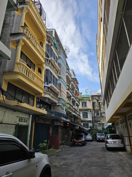 อาคารพาณิชย์ 5 ชั้น รีโนเวทใหม่ ใกล้สาทร–สีลม ทำเลธุรกิจ, กรุงเทพ, บางโคล่, บางคอแหลม, กรุงเทพ, 249 ตร.ม., ทาวน์เฮ้าส์ ให้เช่า, โดย Fazwaz (Thailand) Co., Ltd., 500253648 - DDproperty.com