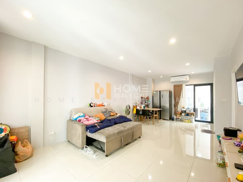 Cher-bangkhunnon, Bangkok, Soi Bangkhunnon 29, Bang Khun Non, Bangkok Noi, Bangkok, 3 Bedrooms, 127 sqm, Townhouse For Sale, by HOME Real Estate Service, 500253652 - DDproperty.com