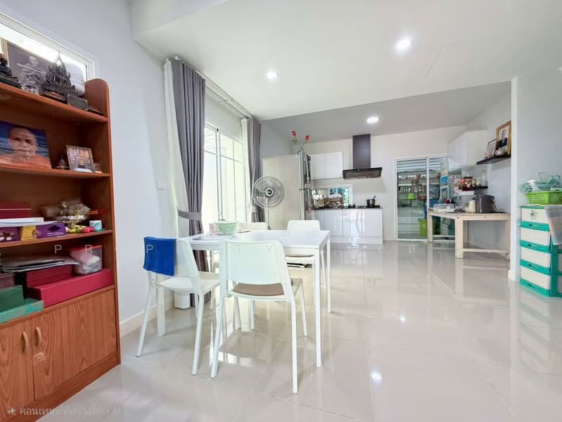 The Village Rangsit - Wongwaen, Pathum Thani, Leabklong 5 Road (West Side), Lat Sawai, Lam Luk Ka, Pathum Thani, 3 Bedrooms, 150 sqm, Semi-Detached House (Twin House) For Sale, by The Best Property เนทส์ (รหัสตัวแทน 6442) Line ID :, 500253654 - DDproperty.com