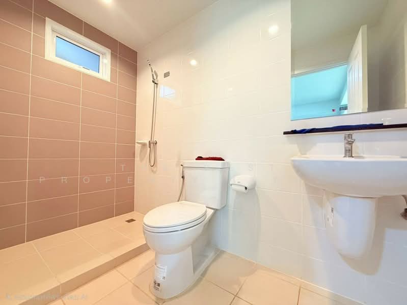 The Village Rangsit - Wongwaen, Pathum Thani, Leabklong 5 Road (West Side), Lat Sawai, Lam Luk Ka, Pathum Thani, 3 Bedrooms, 150 sqm, Semi-Detached House (Twin House) For Sale, by The Best Property เนทส์ (รหัสตัวแทน 6442) Line ID :, 500253654 - DDproperty.com