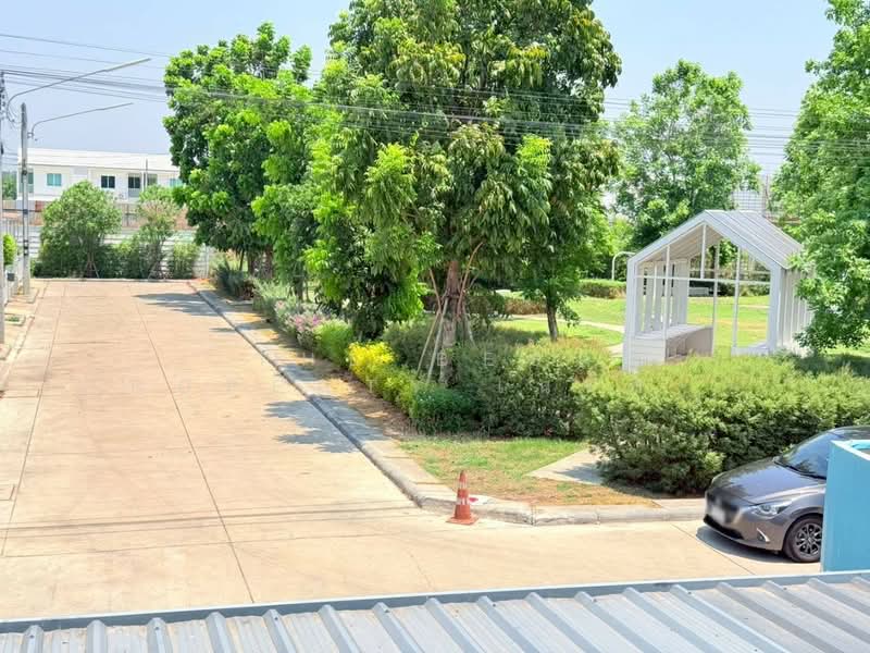 The Village Rangsit - Wongwaen, Pathum Thani, Leabklong 5 Road (West Side), Lat Sawai, Lam Luk Ka, Pathum Thani, 3 Bedrooms, 150 sqm, Semi-Detached House (Twin House) For Sale, by The Best Property เนทส์ (รหัสตัวแทน 6442) Line ID :, 500253654 - DDproperty.com