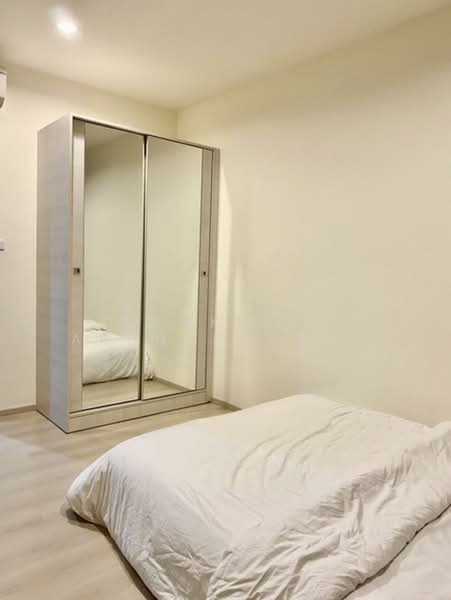 Life Ratchadapisek, Bangkok, 279 Ratchadapisaek Road, Huai Khwang, Huai Khwang, Bangkok, 1 Bedroom, 32 sqm, Condo For Rent, by Komkrit  Arunvessased , 500253663 - DDproperty.com
