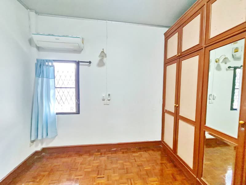 ให้เช่า บ้านเดี่ยว 2 ชั้น ถนนแจ้งวัฒนะ ใกล้รถไฟฟ้าสายสีชมพู สถานีแจ้งวัฒนะ 28, นนทบุรี, บางตลาด, ปากเกร็ด, นนทบุรี, 200 ตร.ม., บ้านเดี่ยว ให้เช่า, โดย Noppawan Ruangdech, 500253681 - DDproperty.com