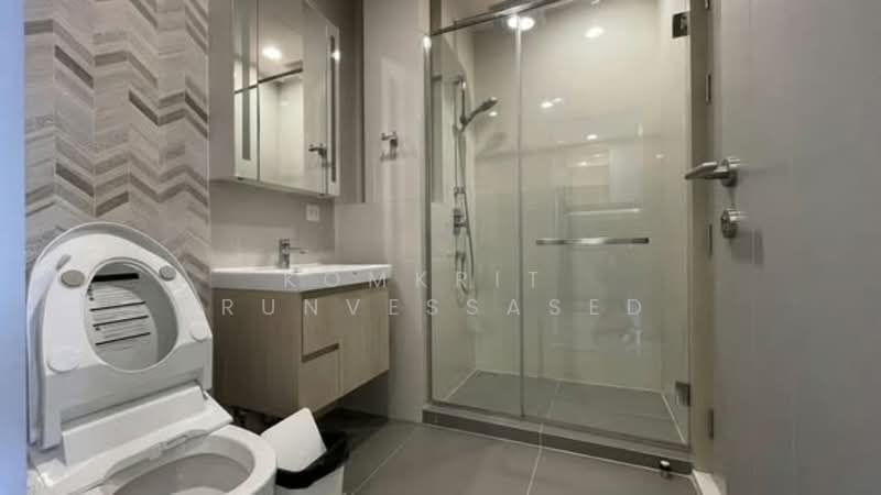 Oka Haus Sukhumvit 36, Bangkok, 3399 Rama 4 Road, Khong Tan, Khlong Toei, Bangkok, 1 Bedroom, 34 sqm, Condo For Sale, by Komkrit  Arunvessased , 500253712 - DDproperty.com