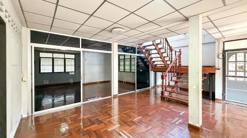 บ้านเดี่ยว 65 ตร.วา ซอยลาดพร้าว 48, Bangkok, ลาดพร้าว, Samsen Nok, Huai Khwang, Bangkok, 6 Bedrooms, 280 sqm, Single Detached House For Sale, by คุณ ชิดชนก ( ฝัน ), 500253716 - DDproperty.com