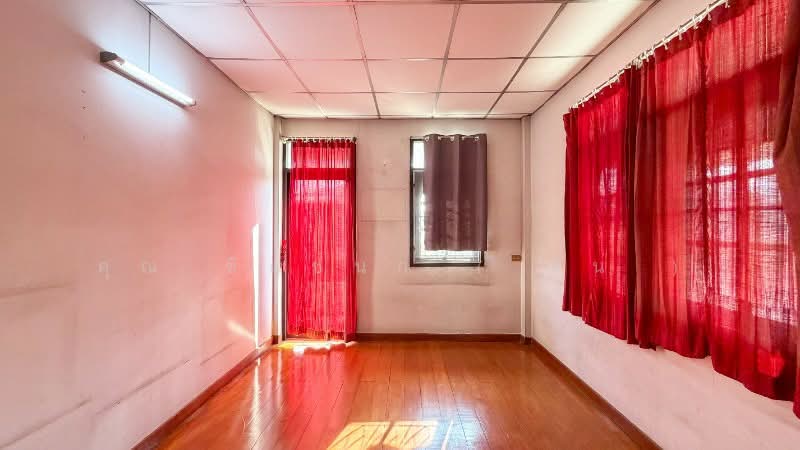 บ้านเดี่ยว 65 ตร.วา ซอยลาดพร้าว 48, Bangkok, ลาดพร้าว, Samsen Nok, Huai Khwang, Bangkok, 6 Bedrooms, 280 sqm, Single Detached House For Sale, by คุณ ชิดชนก ( ฝัน ), 500253716 - DDproperty.com