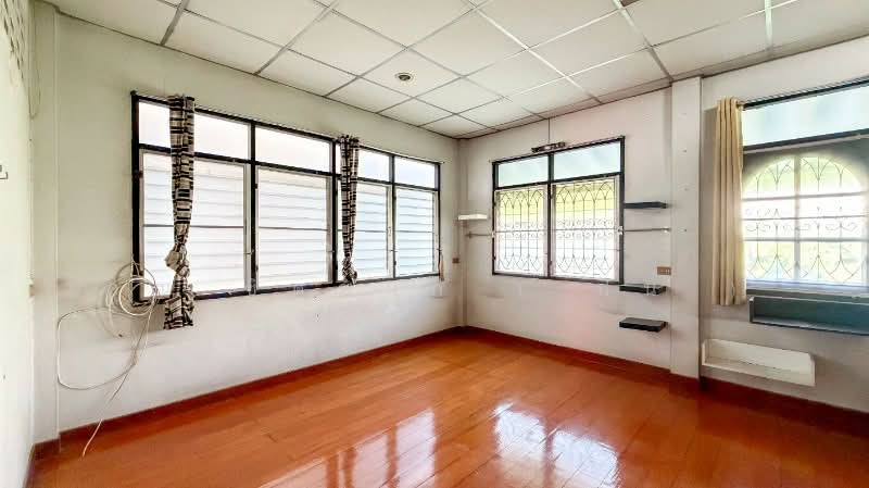 บ้านเดี่ยว 65 ตร.วา ซอยลาดพร้าว 48, Bangkok, ลาดพร้าว, Samsen Nok, Huai Khwang, Bangkok, 6 Bedrooms, 280 sqm, Single Detached House For Sale, by คุณ ชิดชนก ( ฝัน ), 500253716 - DDproperty.com