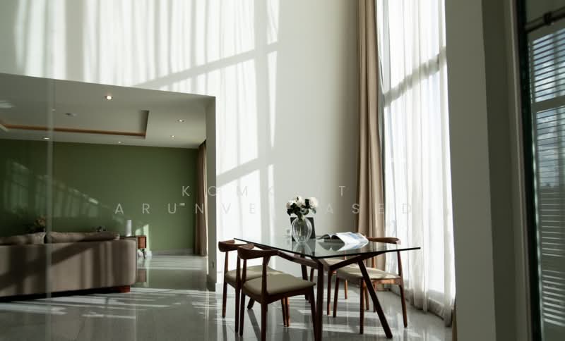 Seven Place Residences, Bangkok, 988 Sukhumvit 71 Road, Khlong Tan Nua, Watthana, Bangkok, 2 Bedrooms, 202 sqm, Apartment For Rent, by Komkrit  Arunvessased , 500253721 - DDproperty.com