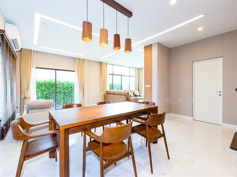 For Rent - Setthasiri Pattanakarn, Bangkok