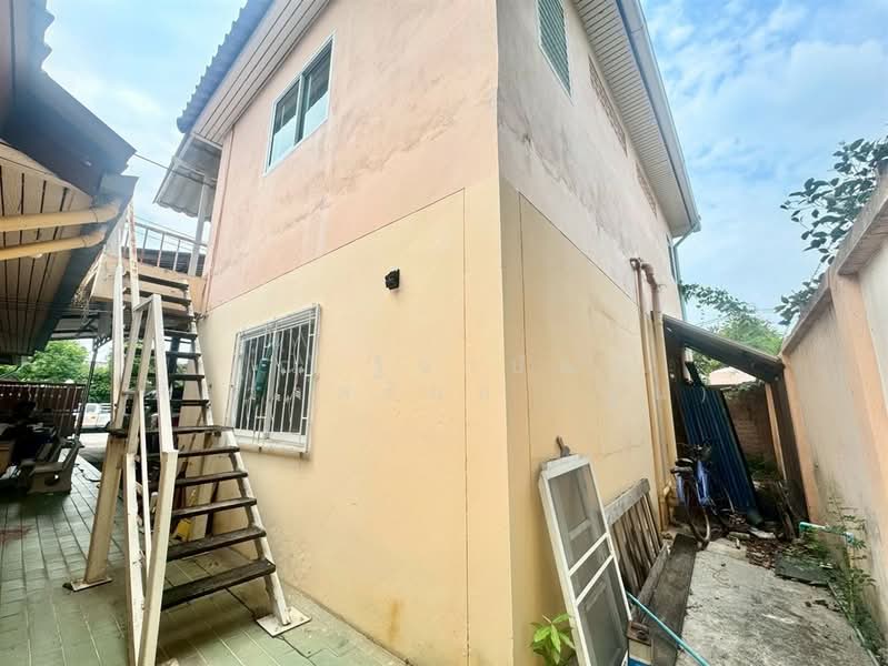 บ้านเดี่ยว 3 หลัง 100 ตร.ว. หมู่บ้านสินพัฒนาธานี ซอยทวีวัฒนา9 ถนนพุทธมณฑสาย3, กรุงเทพ, ถนนพุทธมณฑสาย3, ทวีวัฒนา, ทวีวัฒนา, กรุงเทพ, 400 ตร.ม., บ้านเดี่ยว ขาย, โดย คุณ ฐิชาปัณณ์ สังวาลรัมย์ (ปูน), 500253730 - DDproperty.com