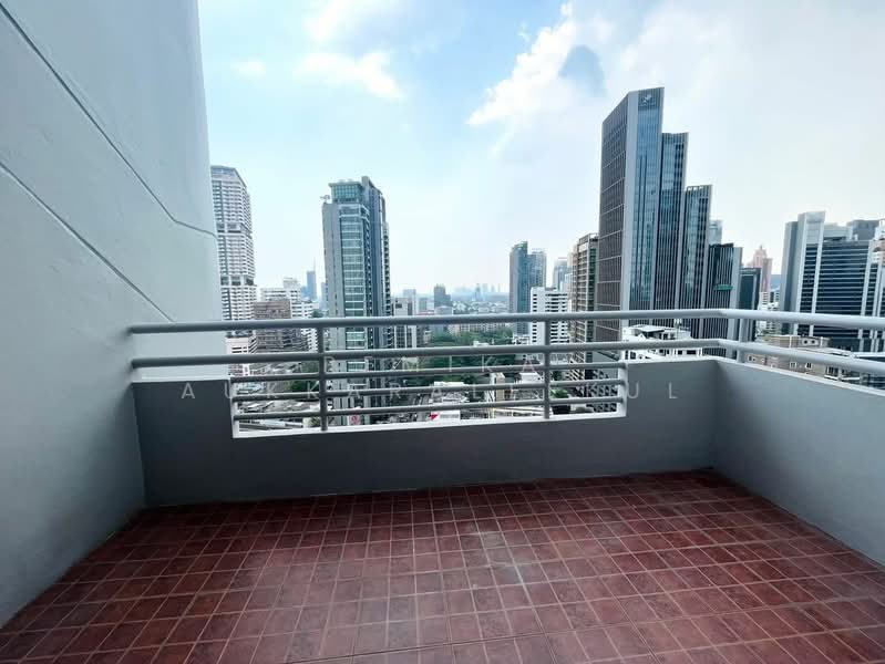 Acadamia Grand Tower, Bangkok, Soi Sukhumvit 43, Khlong Tan Nua, Watthana, Bangkok, 3 Bedrooms, 194 sqm, Condo For Sale, by Pemika Aukkaraleekul, 500253749 - DDproperty.com