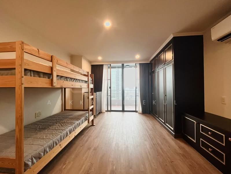 Acadamia Grand Tower, Bangkok, Soi Sukhumvit 43, Khlong Tan Nua, Watthana, Bangkok, 3 Bedrooms, 194 sqm, Condo For Sale, by Pemika Aukkaraleekul, 500253749 - DDproperty.com